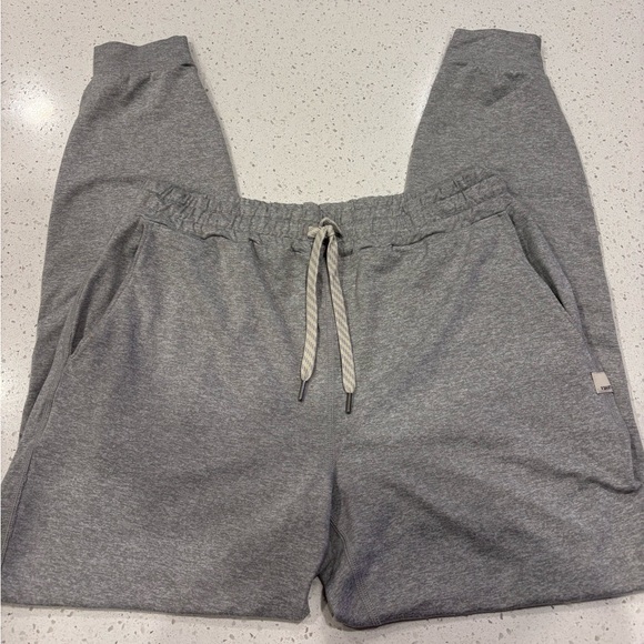 Vuori performance jogger - Picture 1 of 1